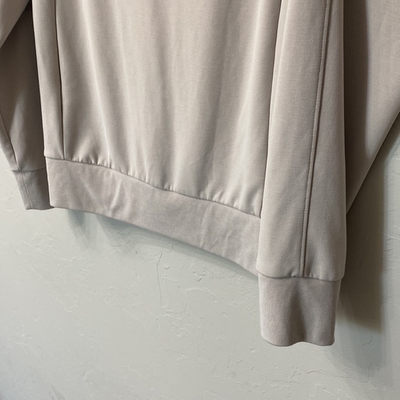 Athleta seasoft scoopneck sweatshirt size XS. - Picture 9 of 10
